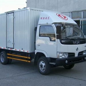 5噸箱式貨車 長8.5米寬2.5米高2.5米
